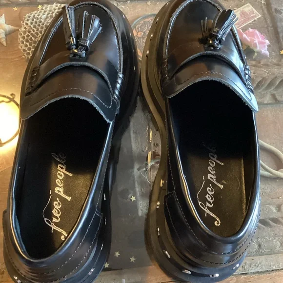 NWT Free People Teagan Tassel Loafers - Picture 5 of 5